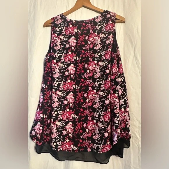 Cato Women’s Floral V-Neck Sleeveless Tank Top size Large Pink and black - Picture 5 of 9